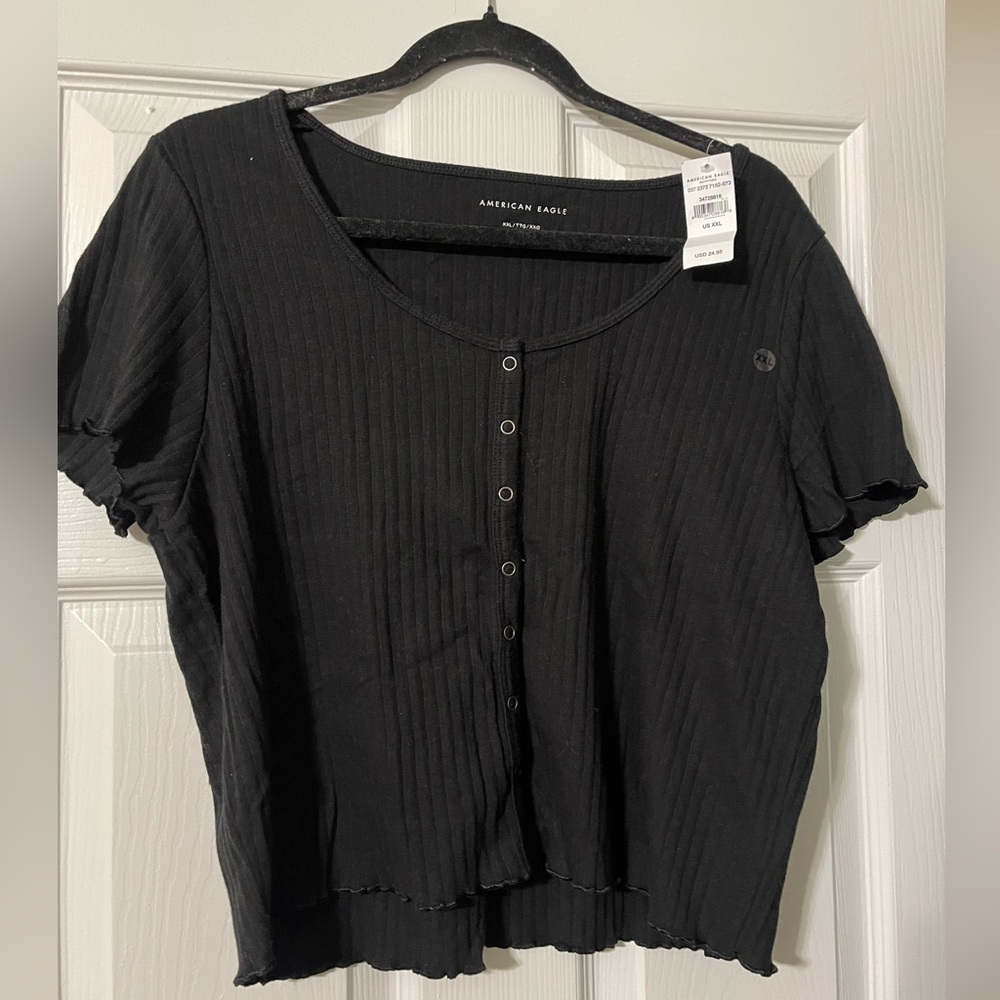American Eagle black shirt with buttons